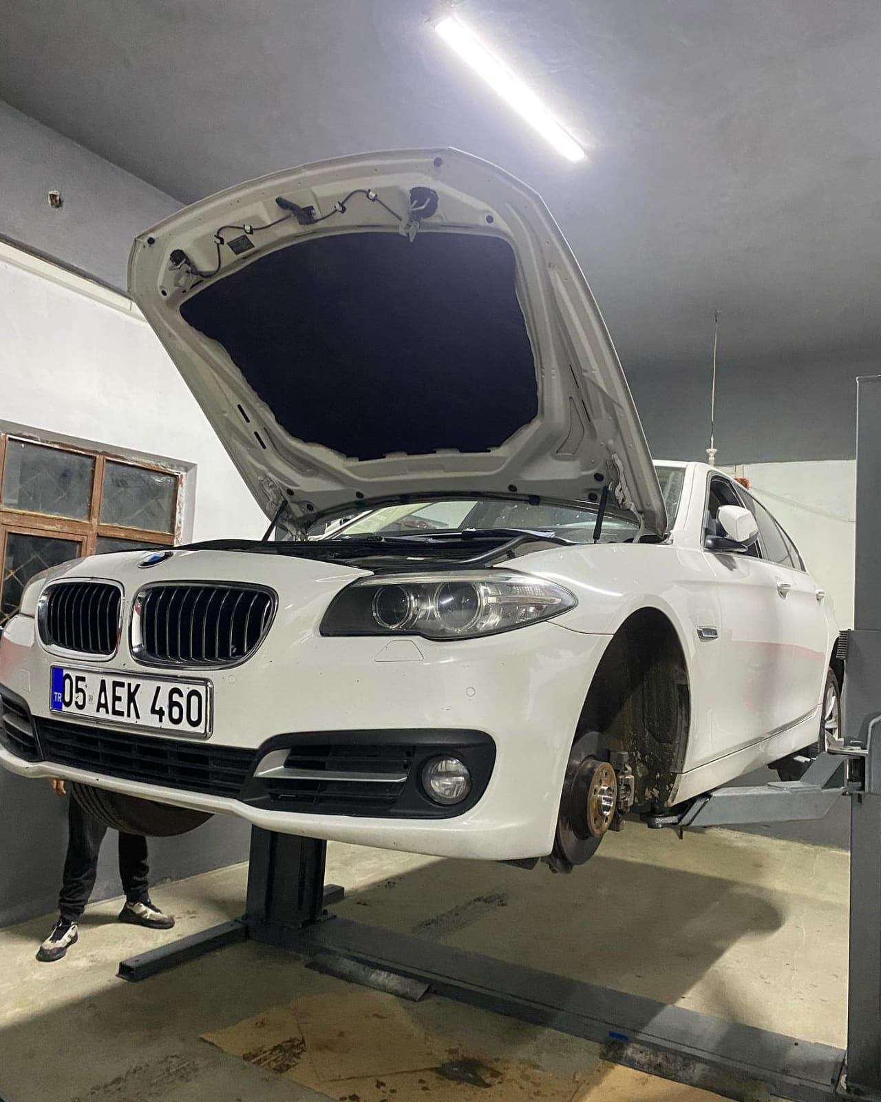 Şenoğlu BMW Özel Servis